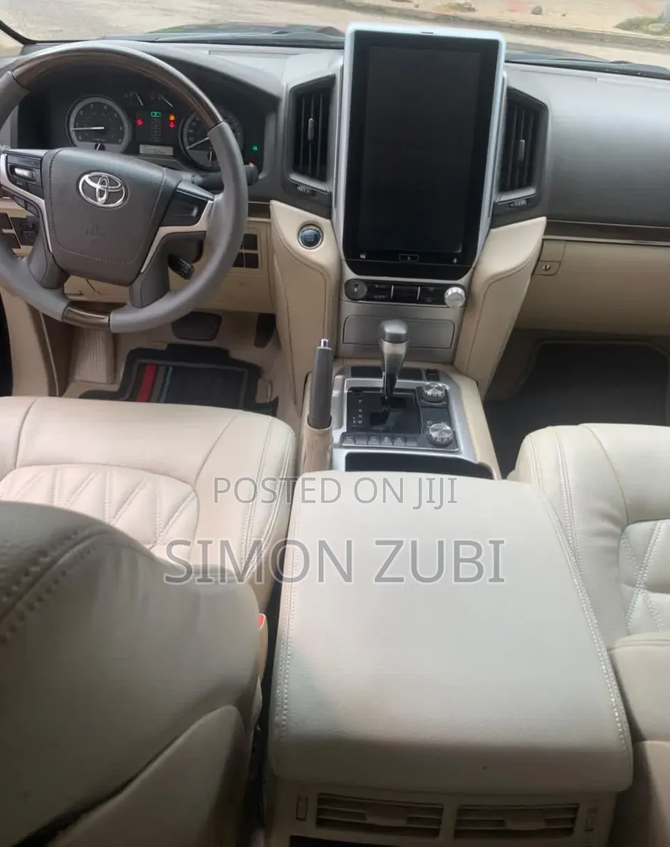 Toyota Land Cruiser 4.5 V8 GXR 2020 Black