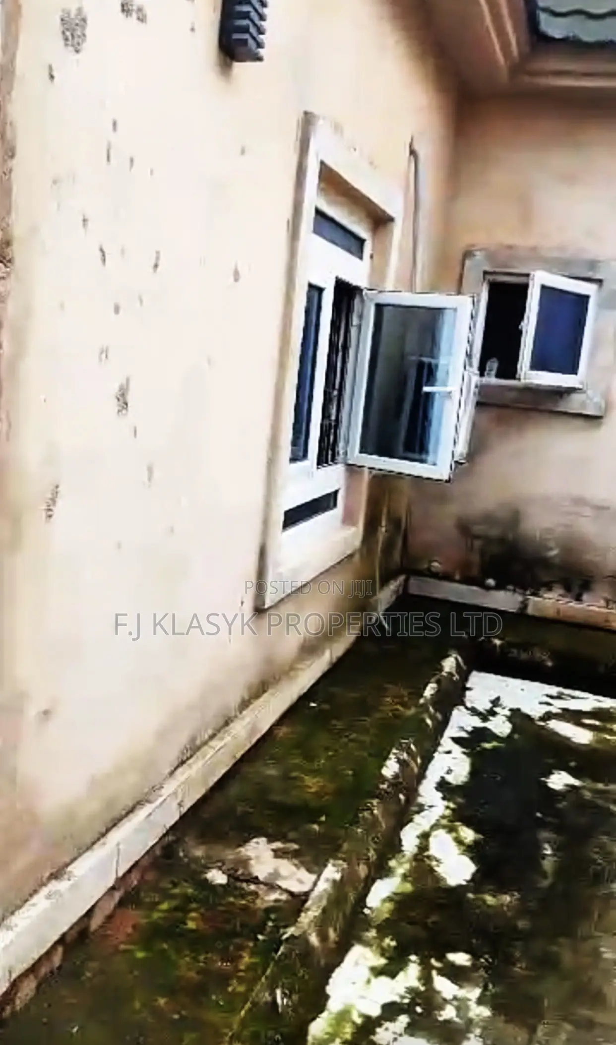 3bdrm Bungalow in Benin City for sale