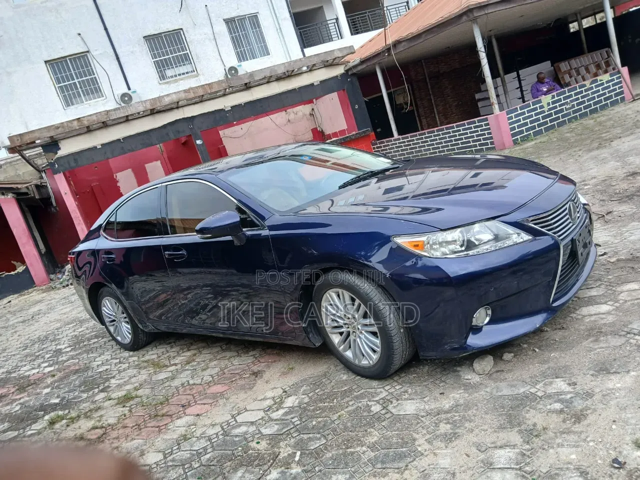 Lexus ES 2013 Blue