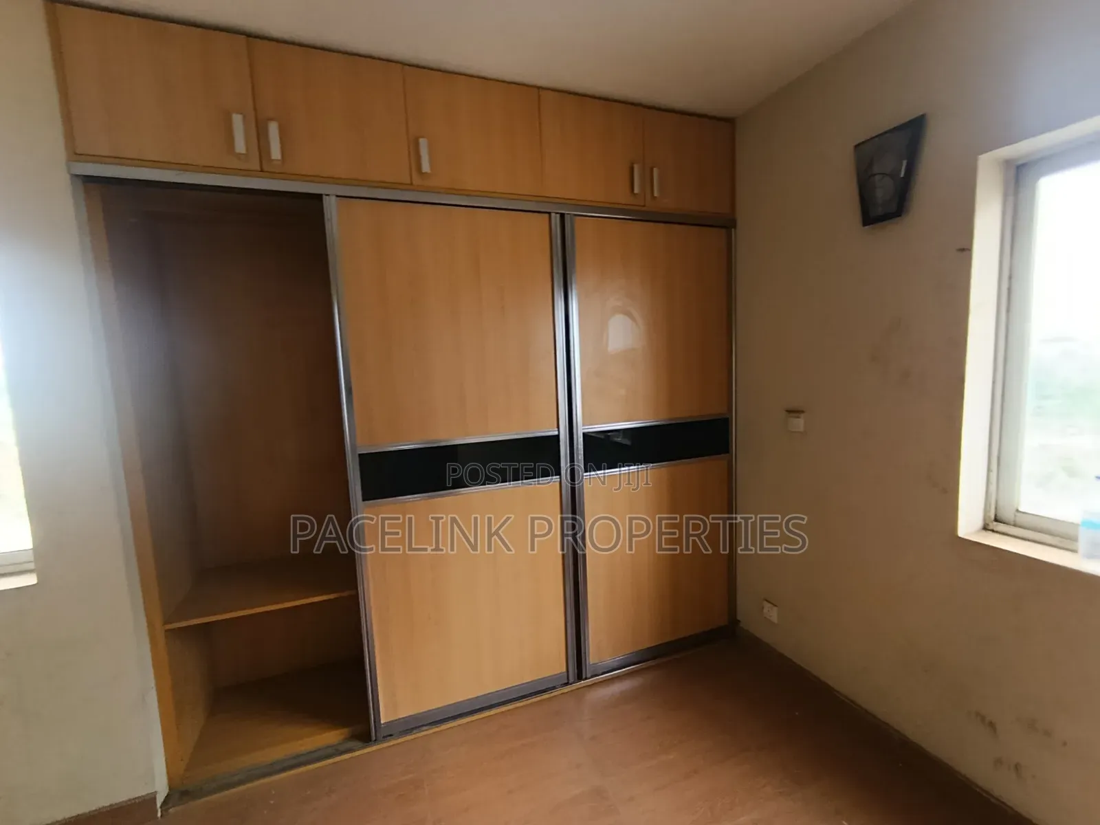 3bdrm Apartment in Ipaja Command for sale