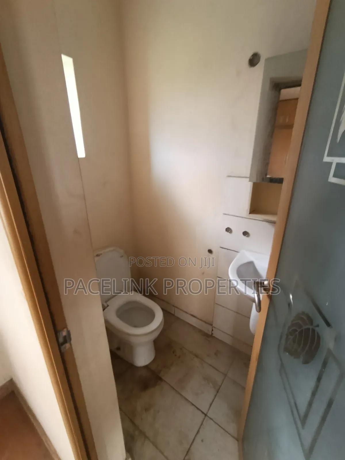 3bdrm Apartment in Ipaja Command for sale