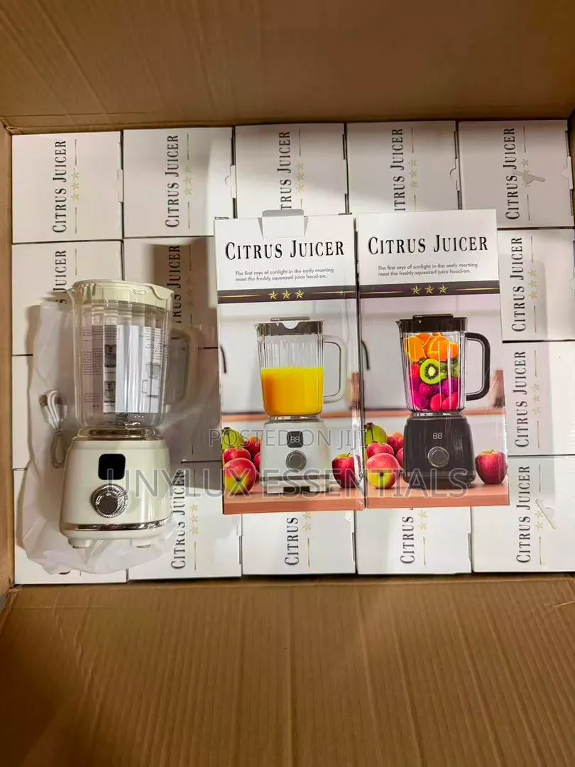 Portable Rechargeable Citrus Juicer and Fruit Blender.