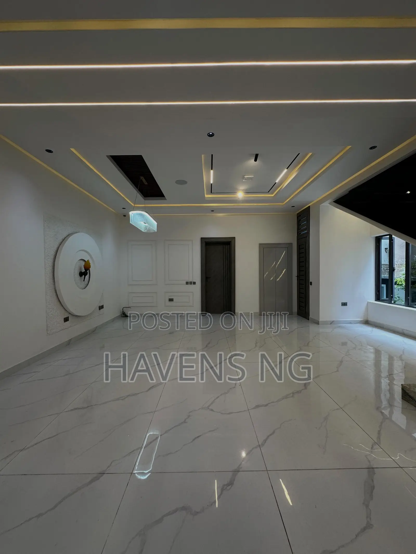 4bdrm Duplex in Utako for sale