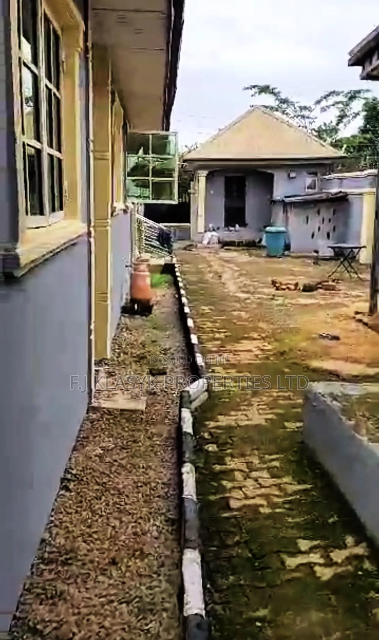 5bdrm Bungalow in Benin City for sale