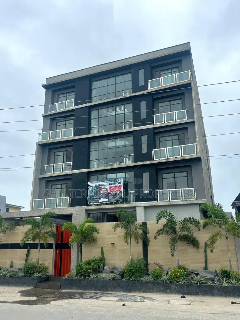 1bdrm Apartment in Lekki Expressway for sale