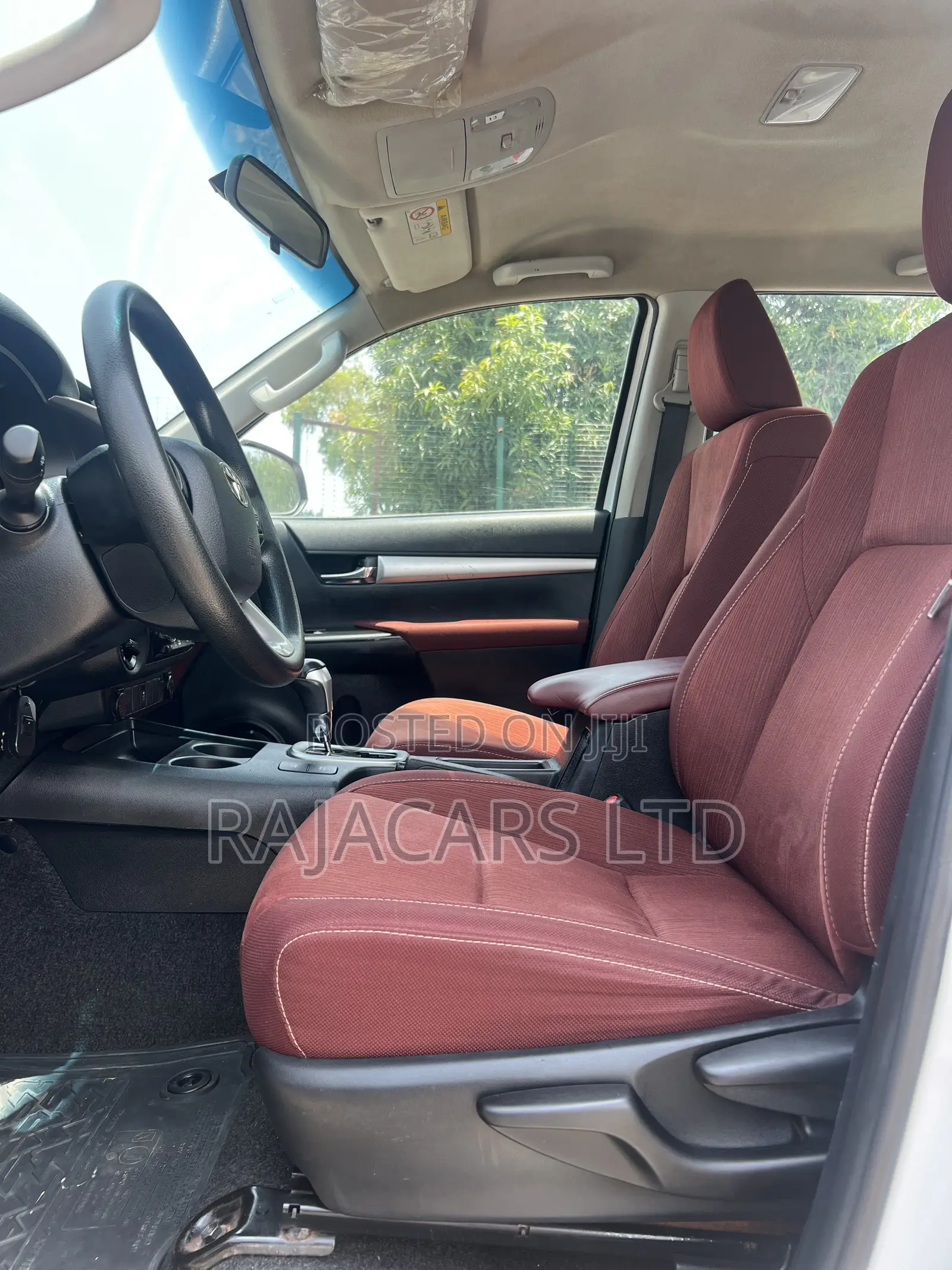 Toyota Hilux SR5 4x4 2017 White