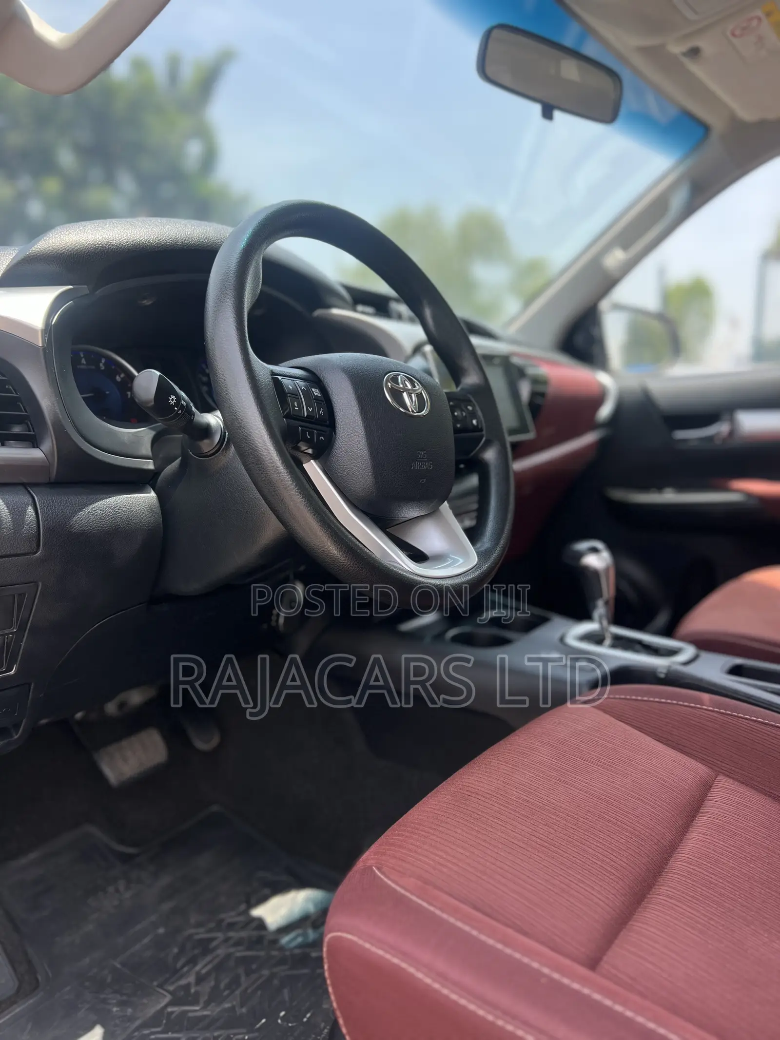 Toyota Hilux SR5 4x4 2017 White