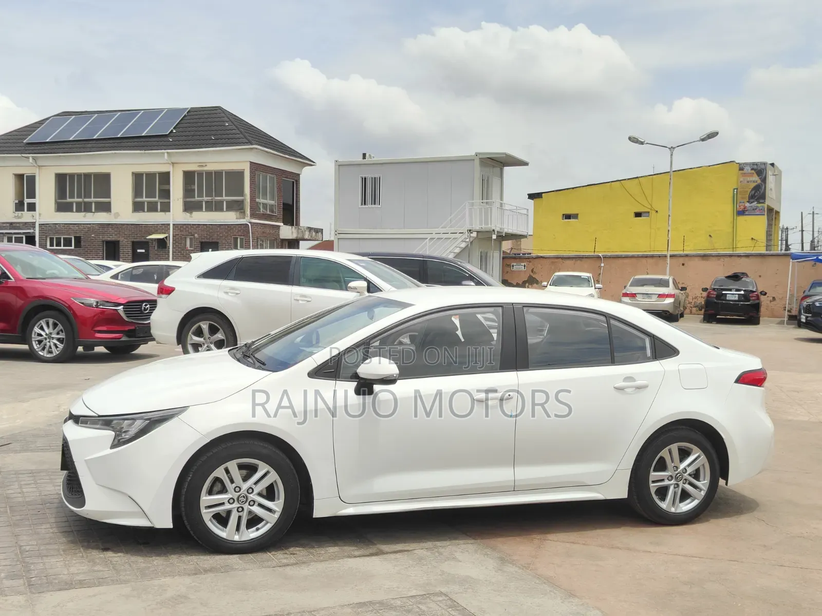 Toyota Corolla LE 2022 White