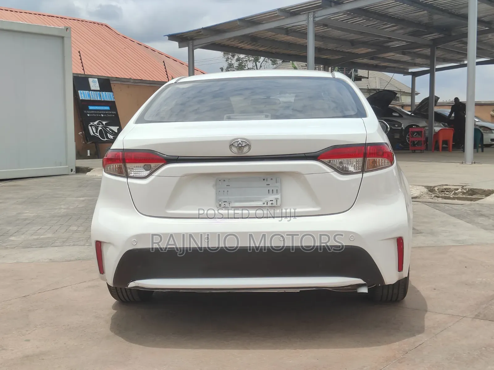 Toyota Corolla LE 2022 White