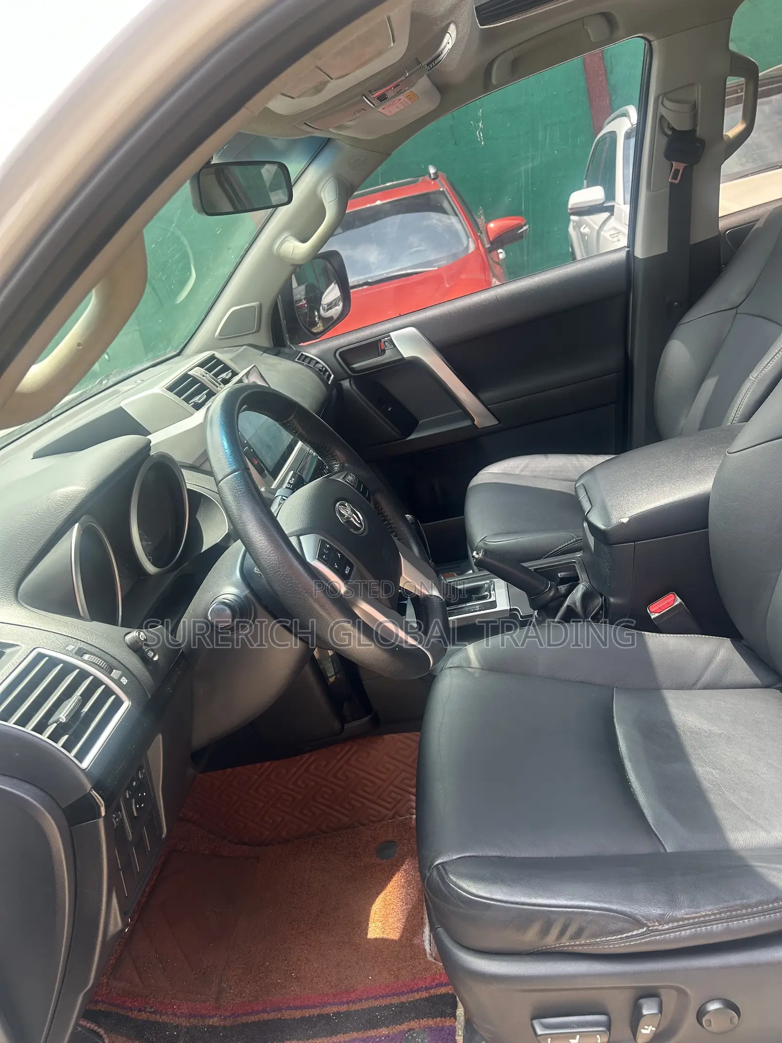 Toyota Land Cruiser Prado 2017 White