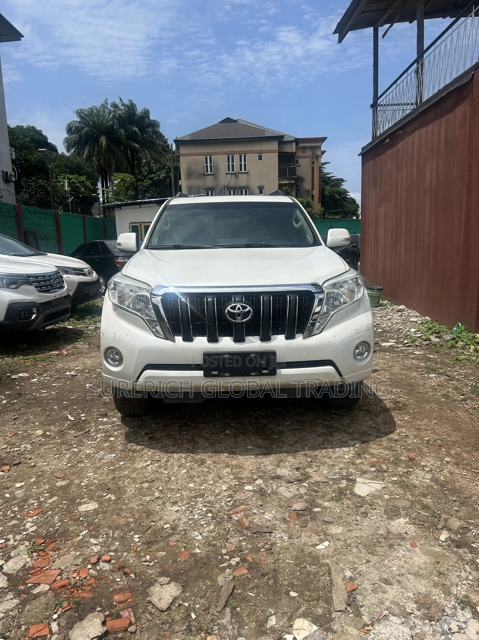 Toyota Land Cruiser Prado 2017 White
