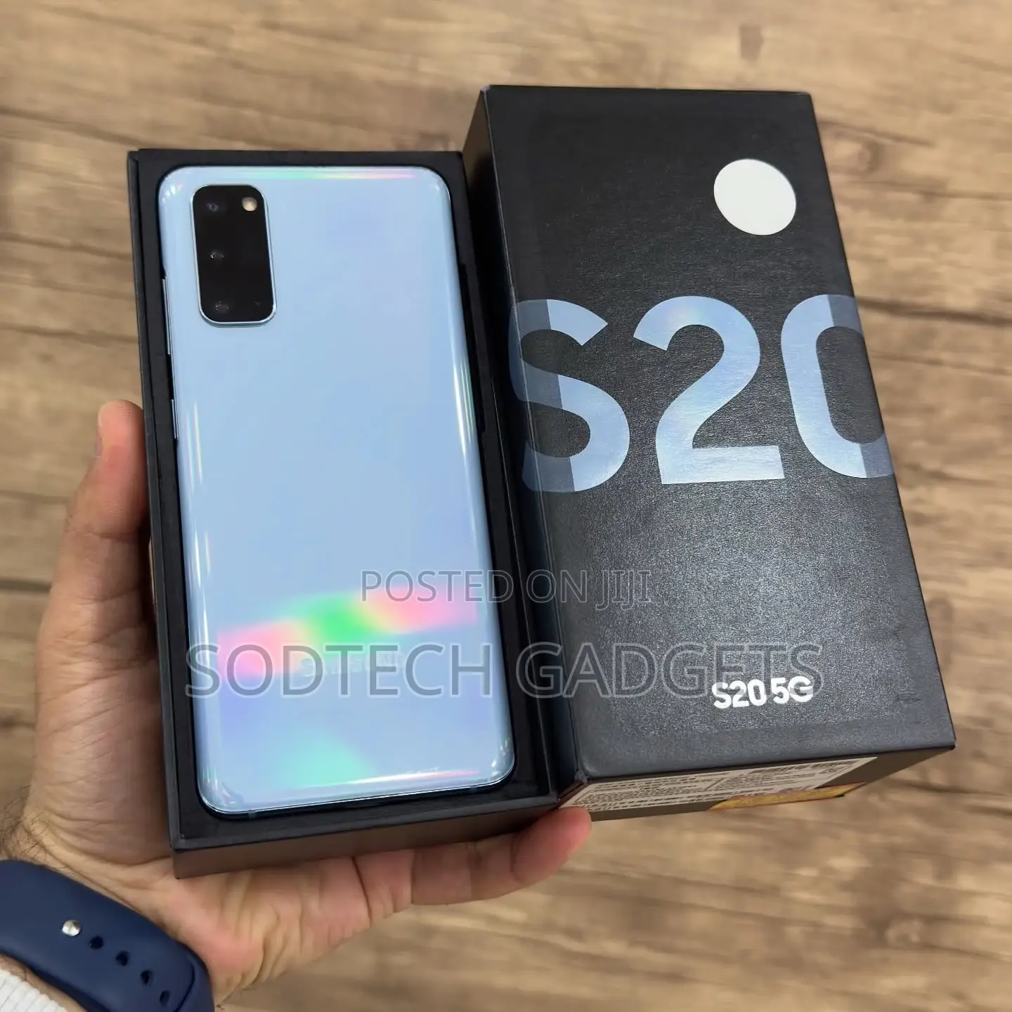 New Samsung Galaxy S20 128 GB White