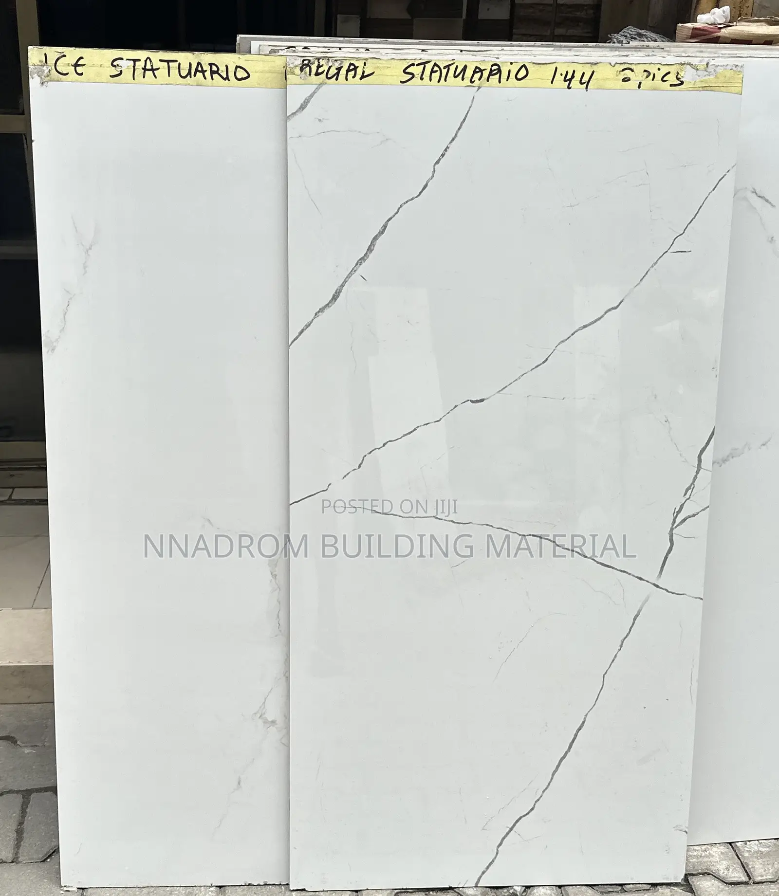 60/120 White Carara Indian Tiles