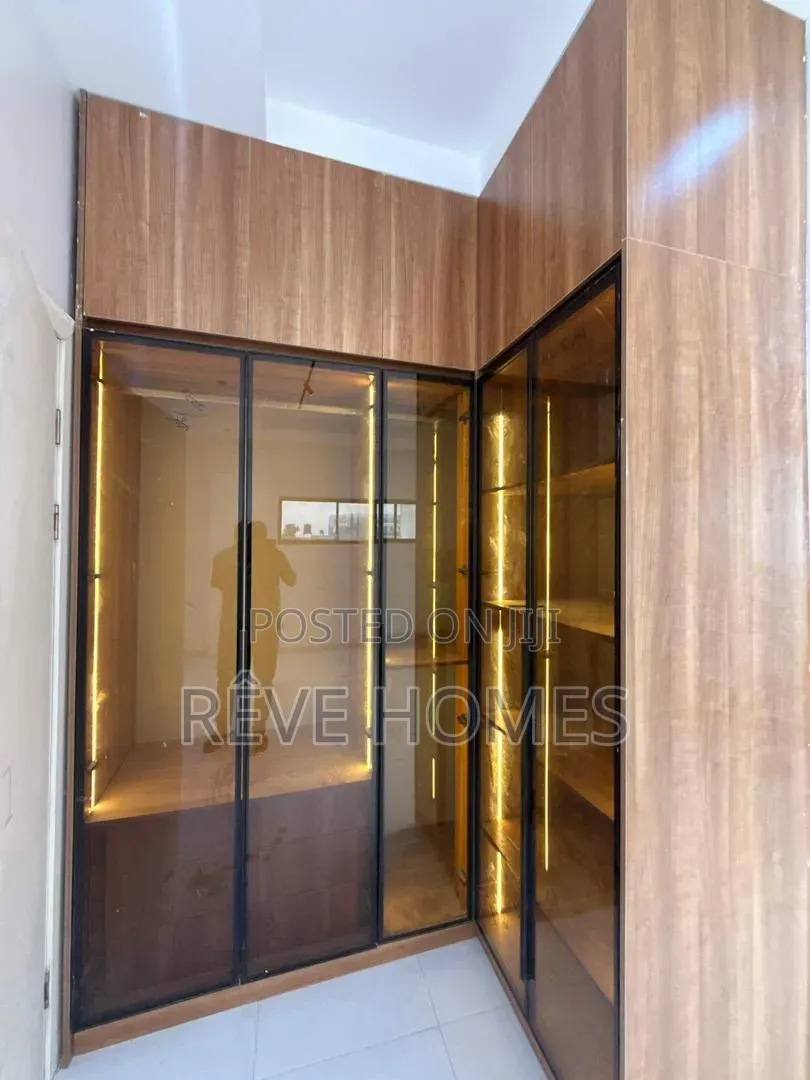 4bdrm Townhouse/Terrace in LSDPC Maryland Estate for sale