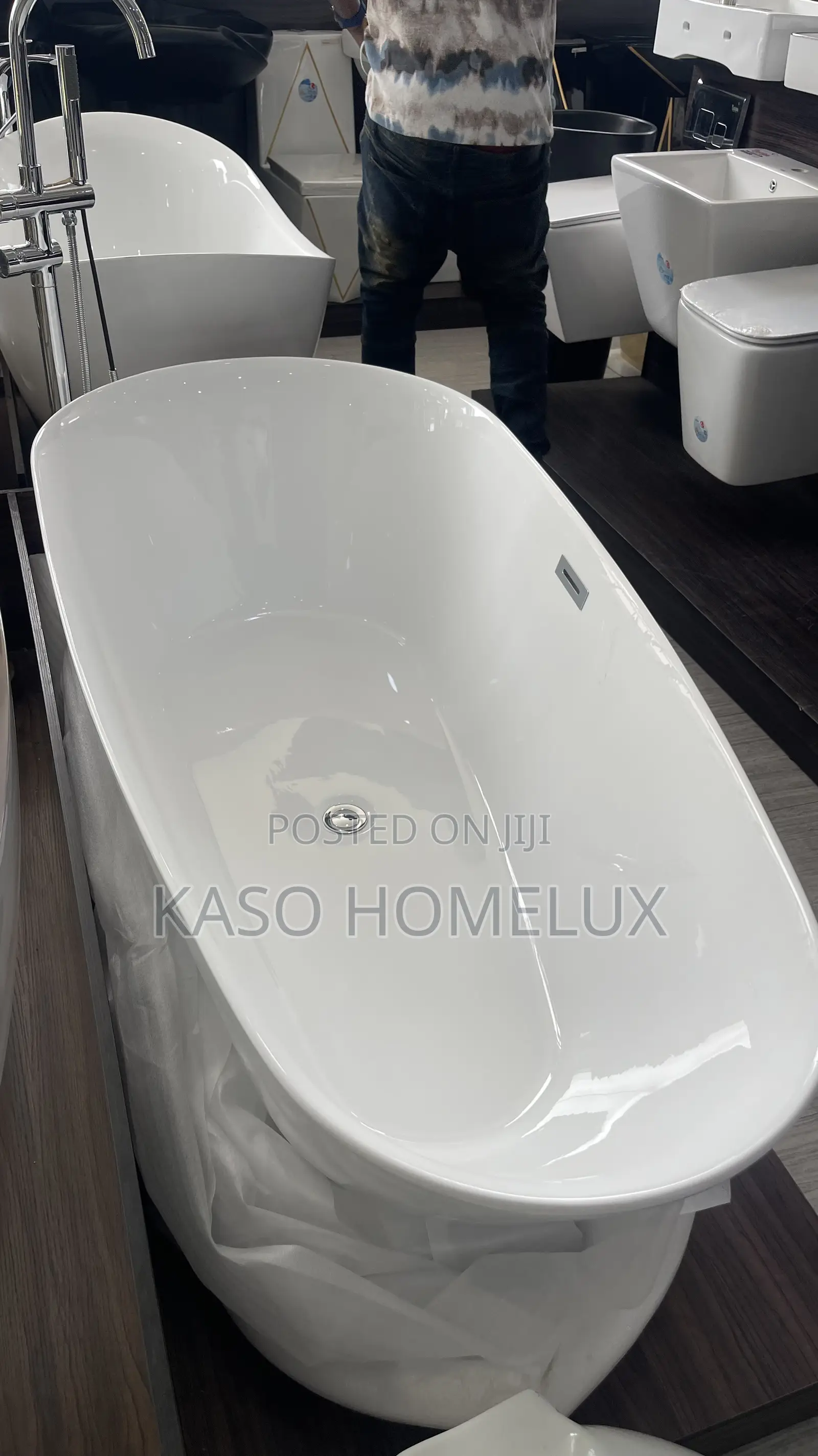 Modern Luxury Bathtub