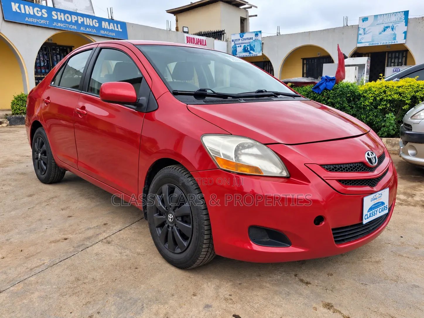 Toyota Yaris 2009 Red