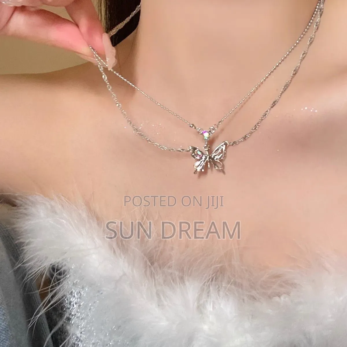 Trendy Sliver Butterfly Women Nacklace