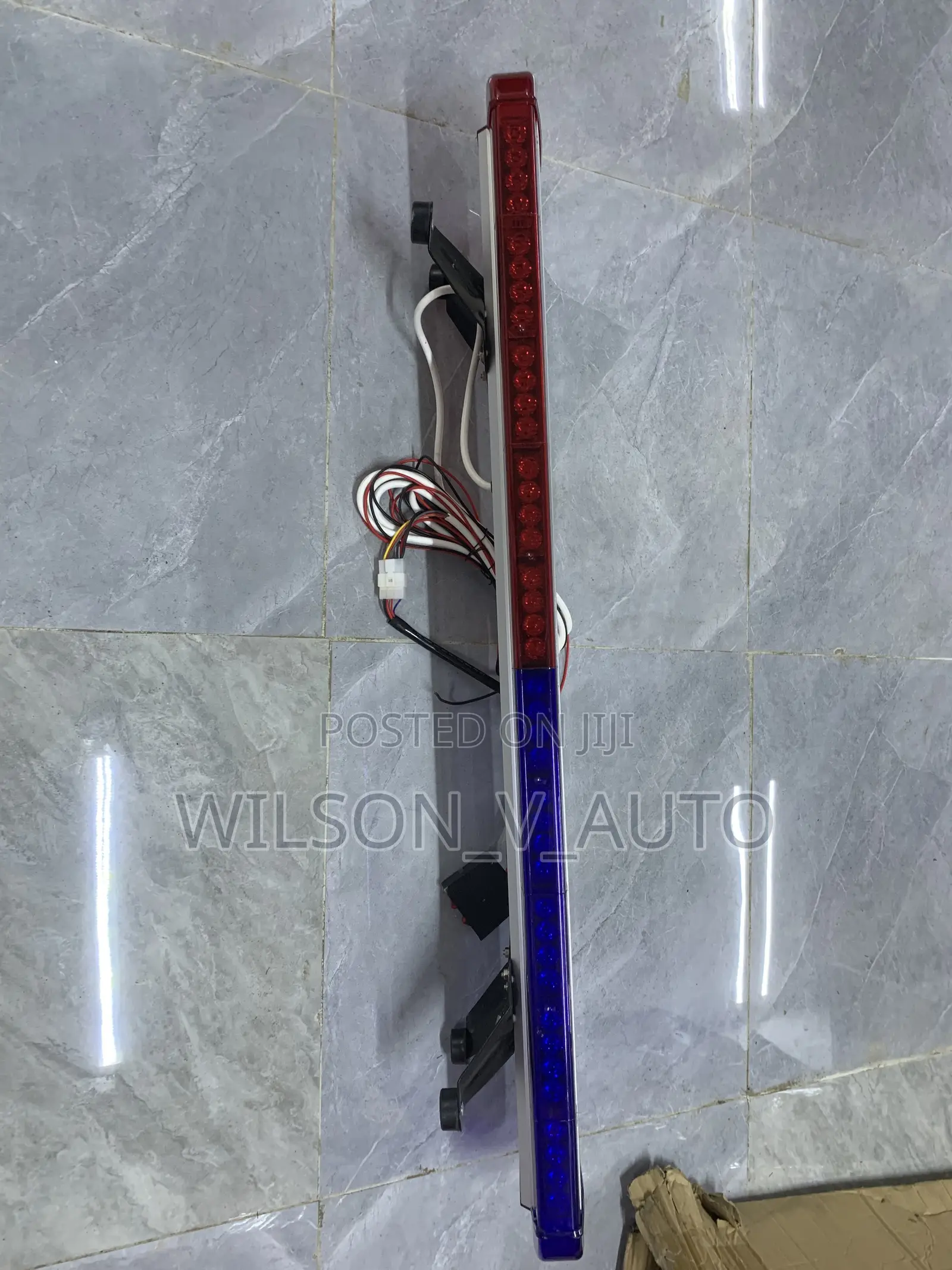 Slim Red Blue Emergency Police LED Light Bar (12V)