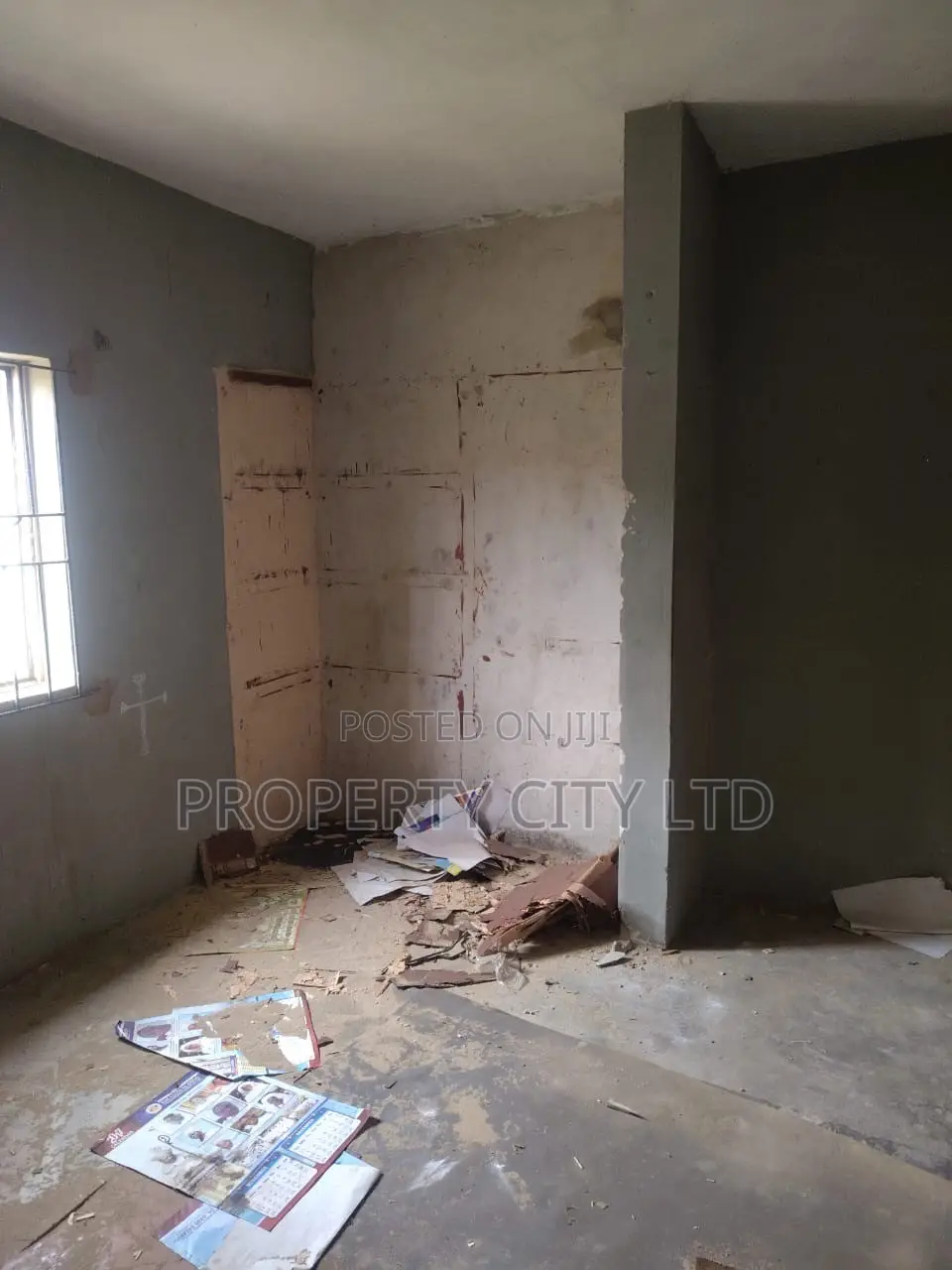 2bdrm Apartment in Adeboruwa Housing, Igbogbo for sale