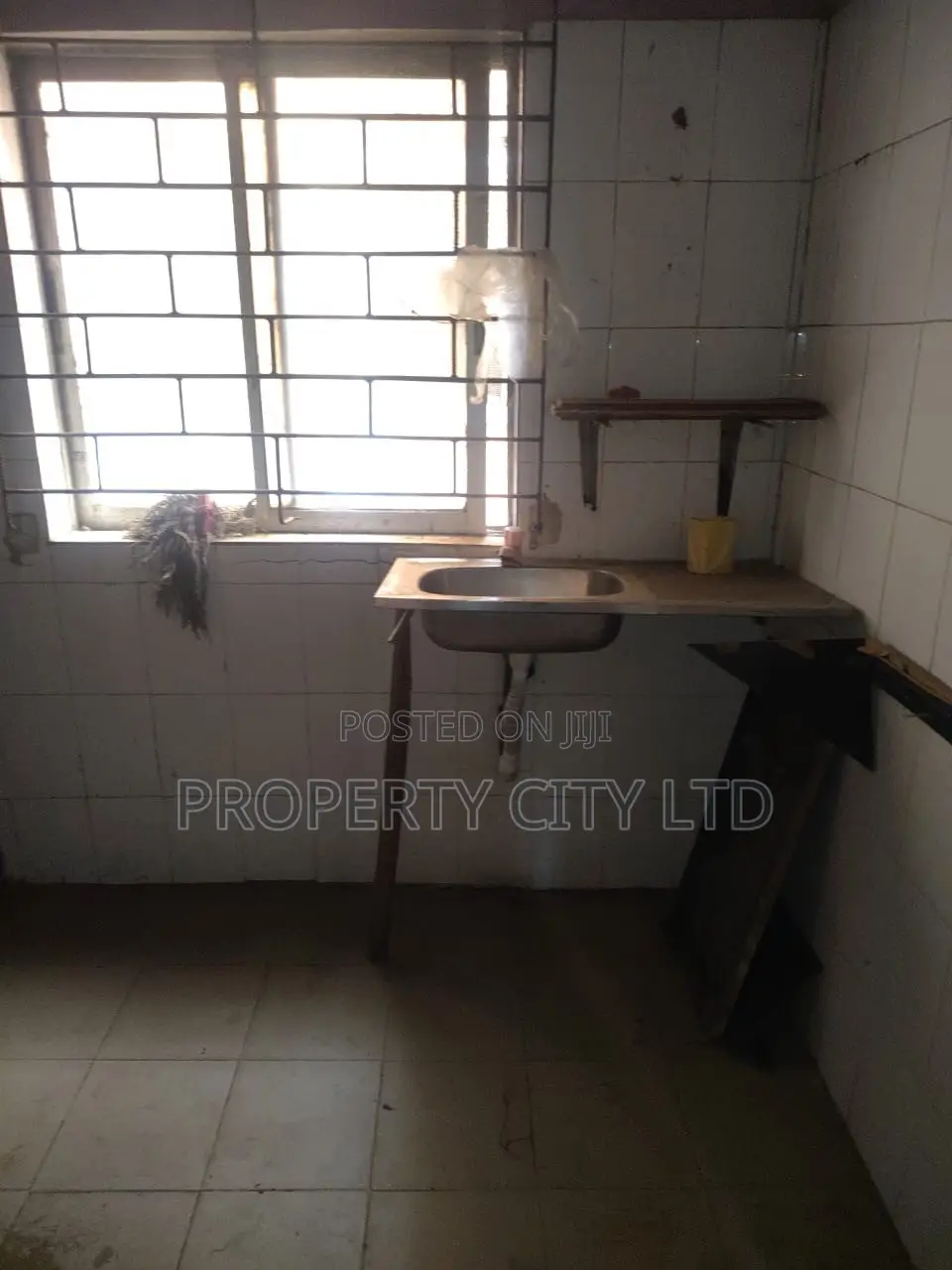 2bdrm Apartment in Adeboruwa Housing, Igbogbo for sale
