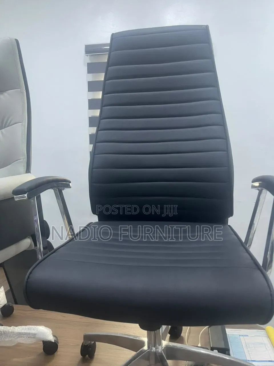 Eexecutive Chair