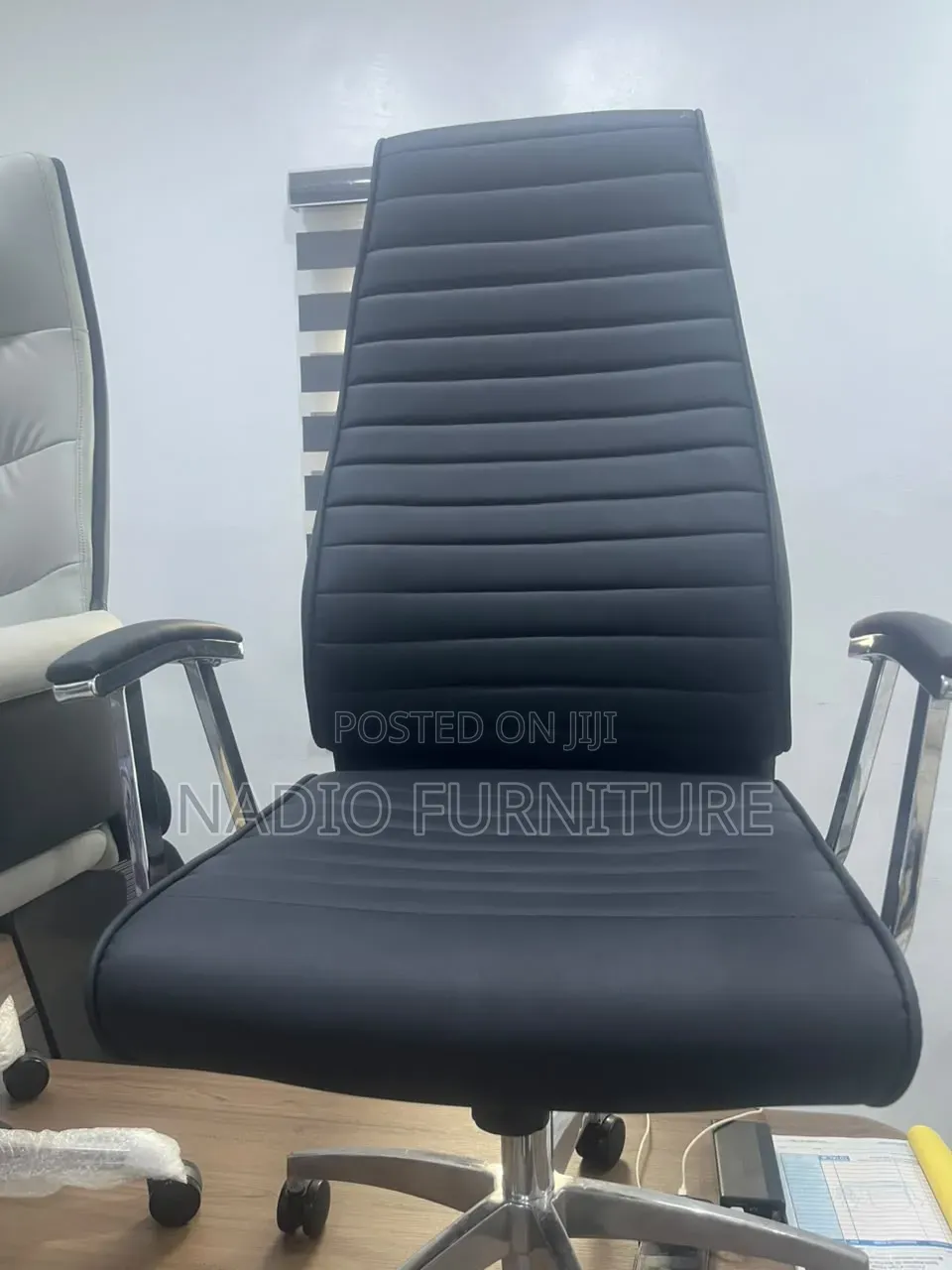 Eexecutive Chair