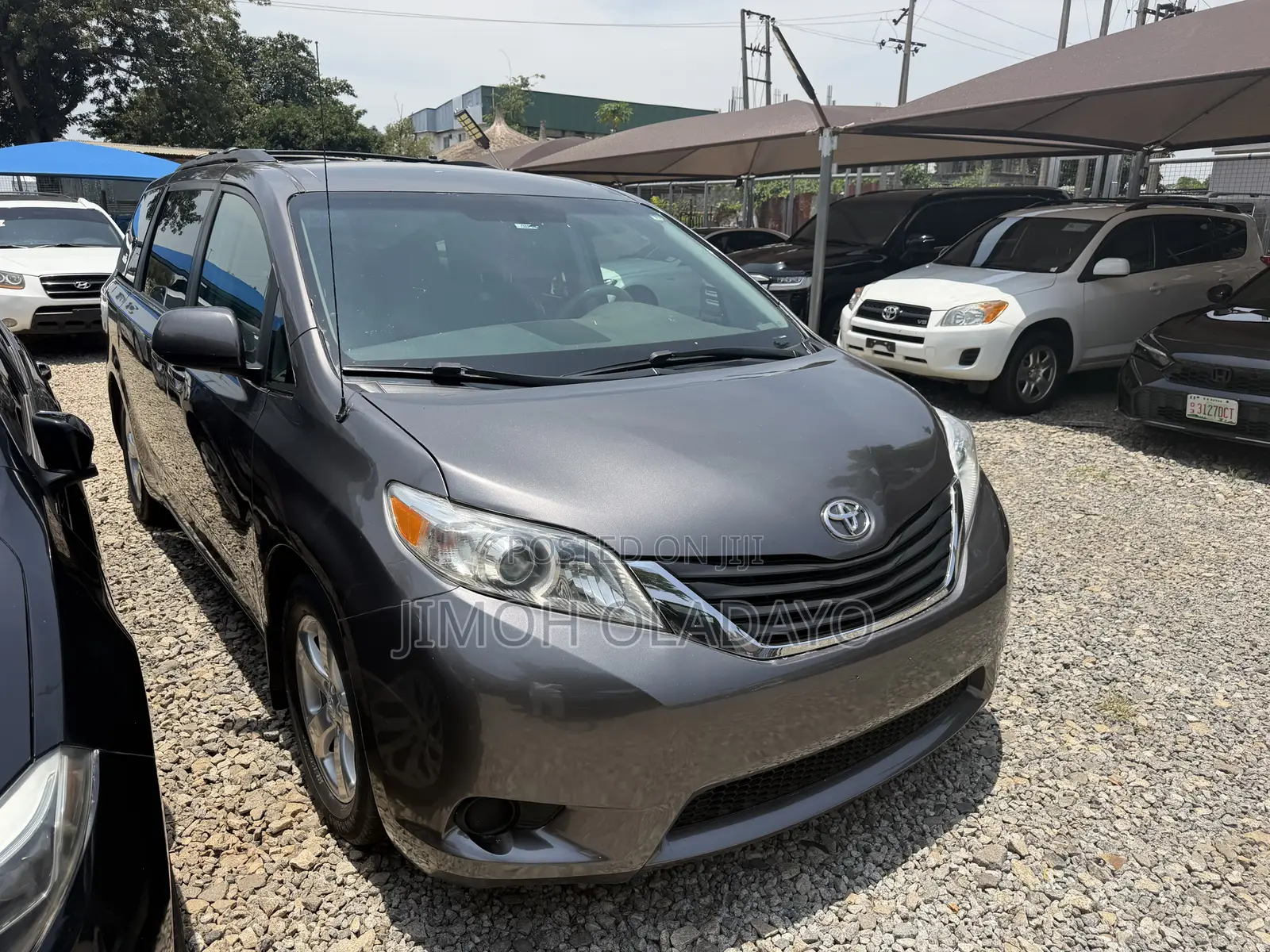 Toyota Sienna 2011 Gray