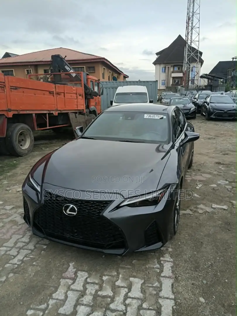 Lexus IS 2021 Gray
