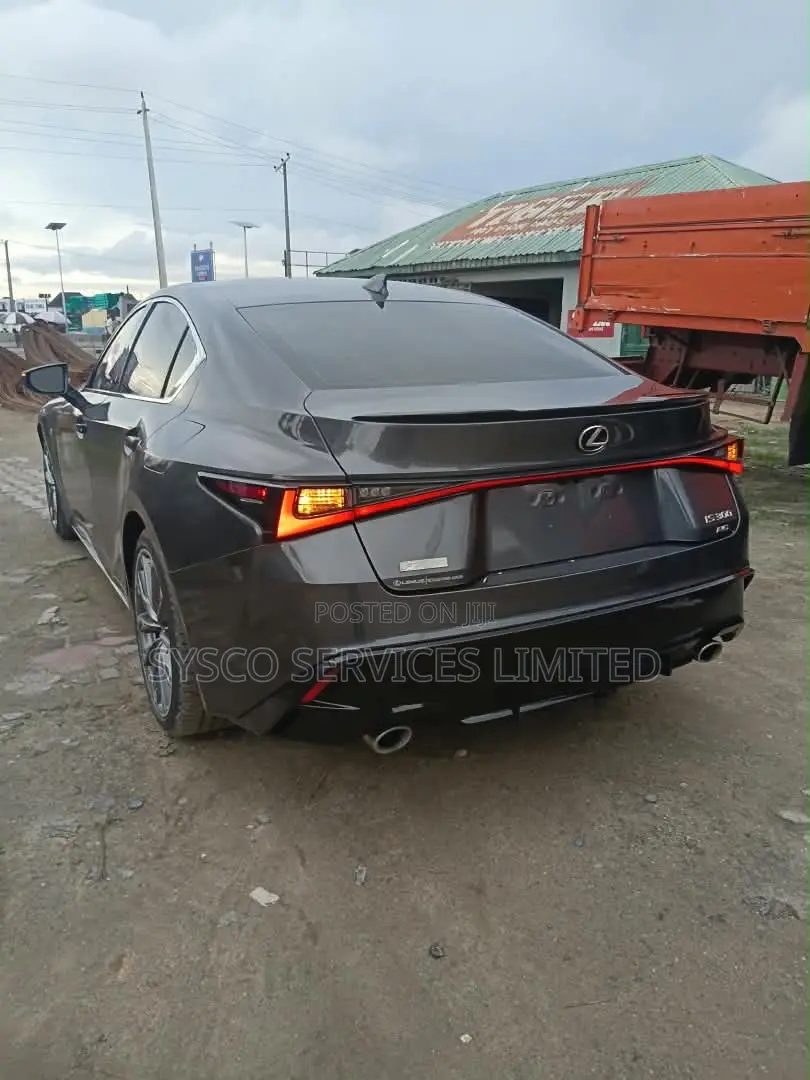 Lexus IS 2021 Gray