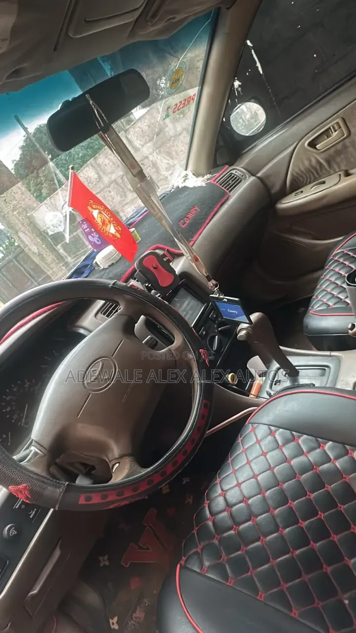 Toyota Camry 2001 Burgundy
