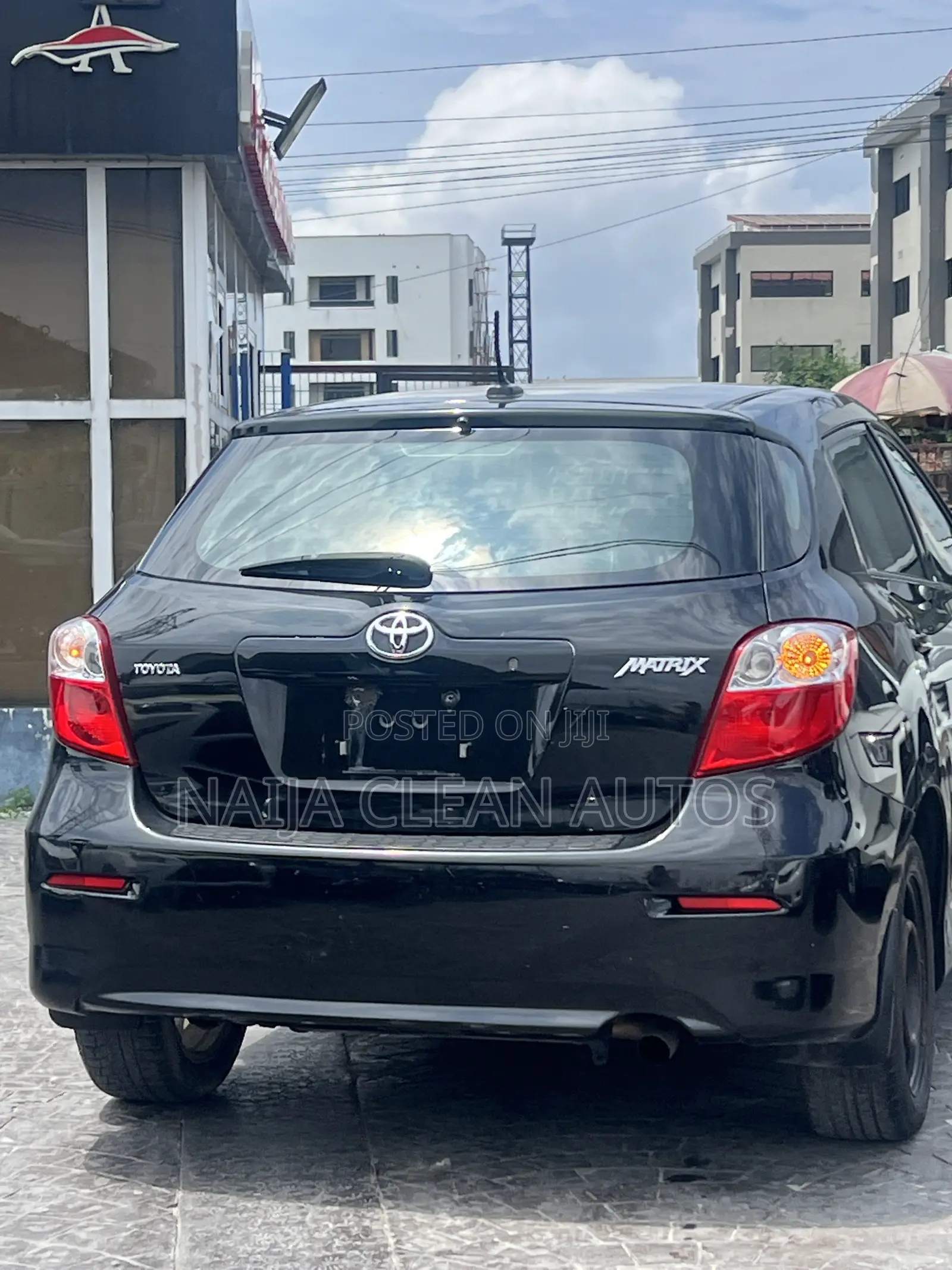 Toyota Matrix Hatchback FWD (1.8L 4cyl 5M) 2009 Black