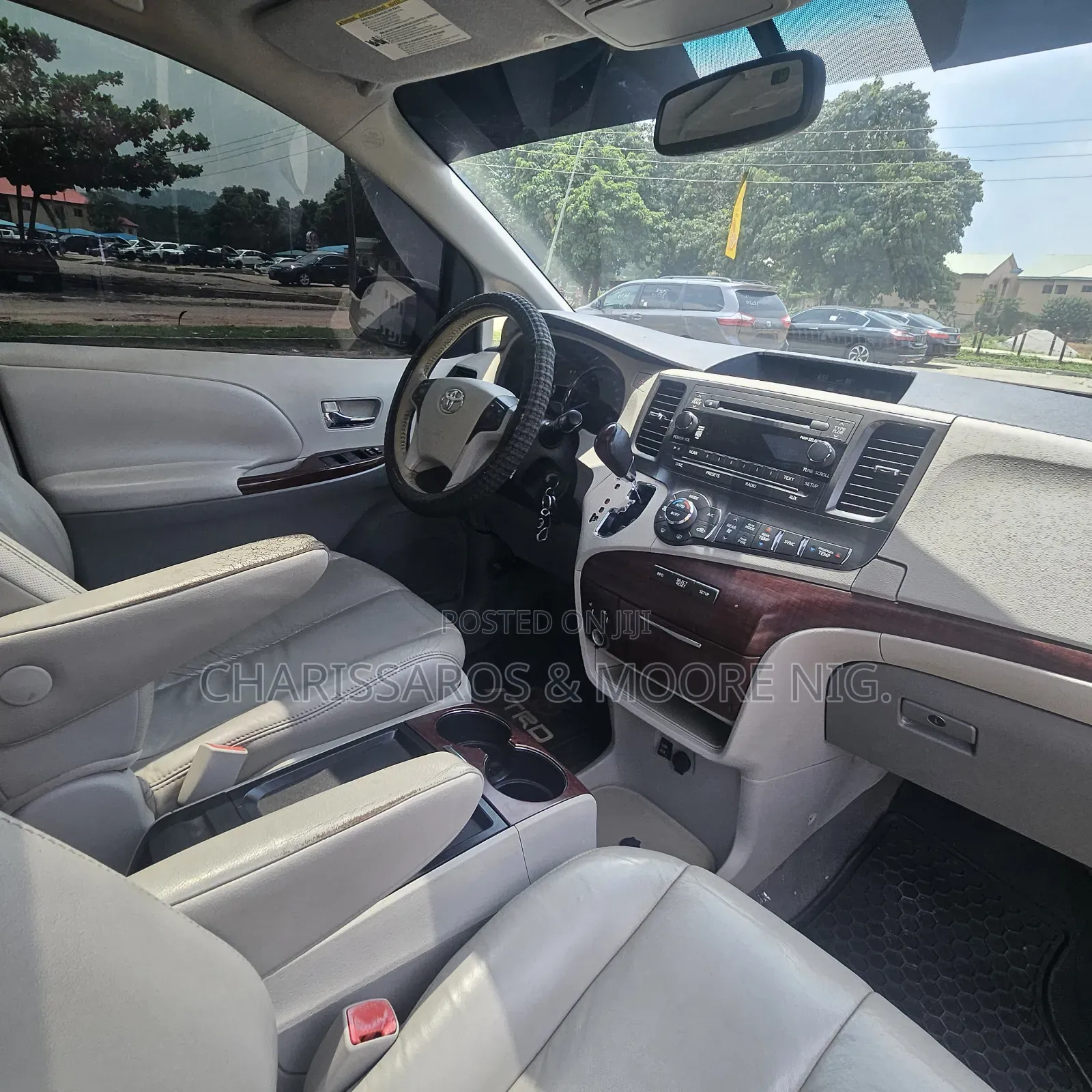 Toyota Sienna 7 Passenger 2011 Gray