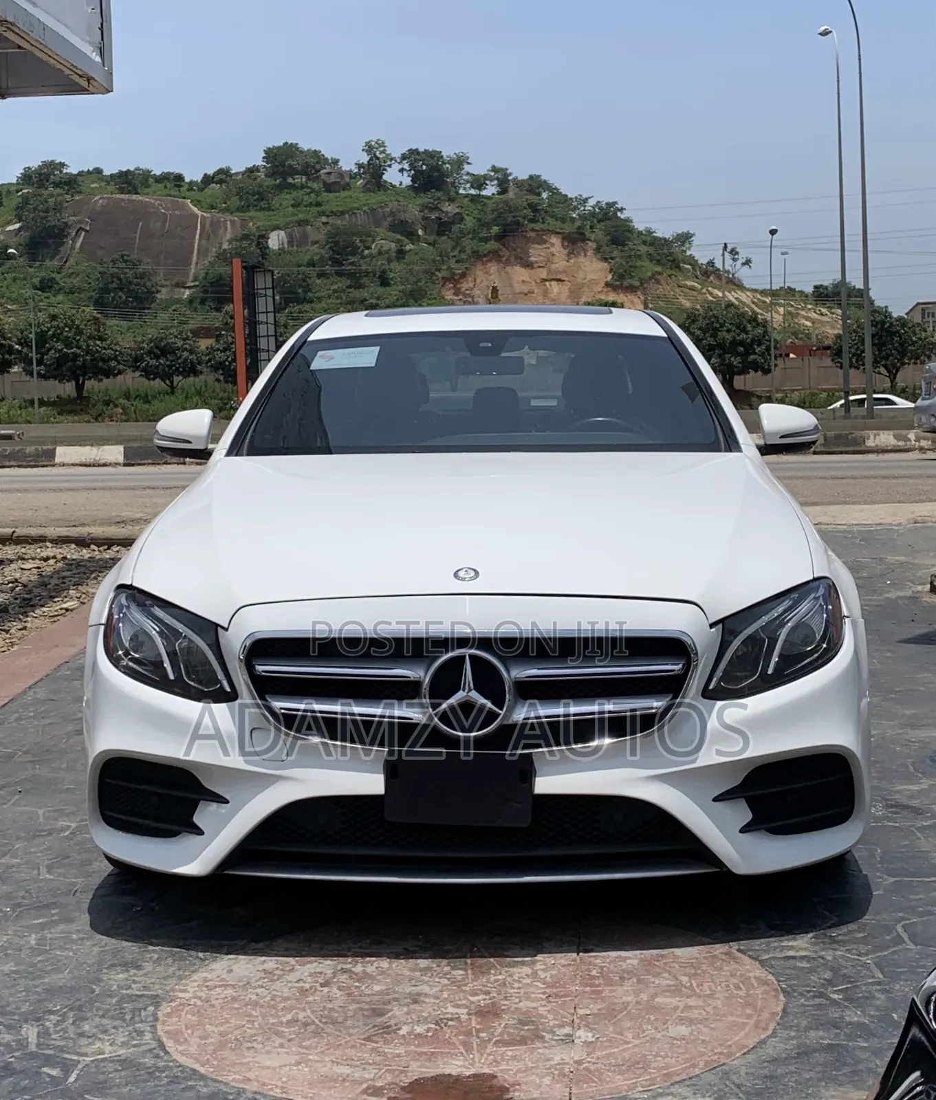 Mercedes-Benz E300 2017 White