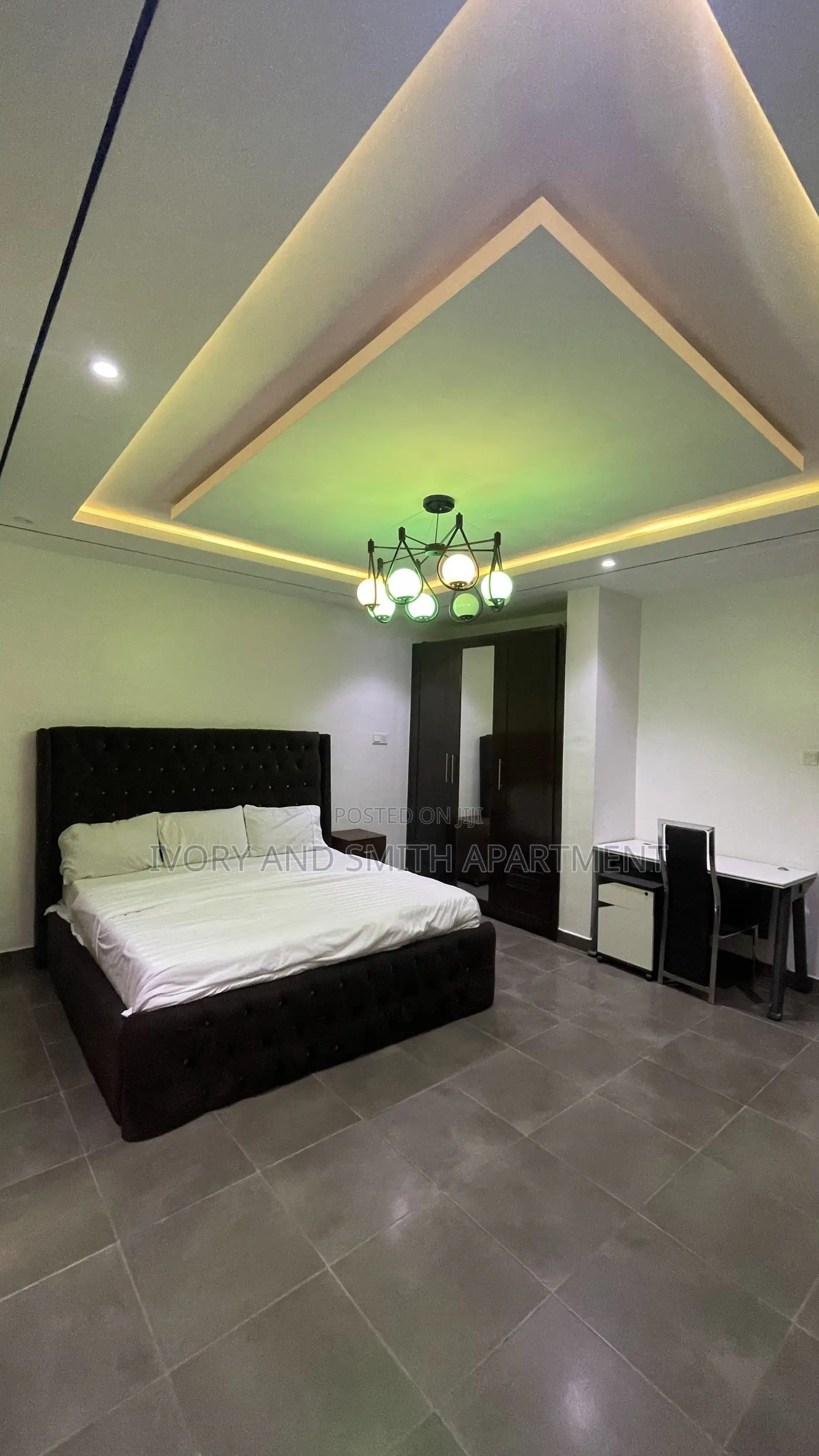 Lekki Center 3 Bedroom Shortlet