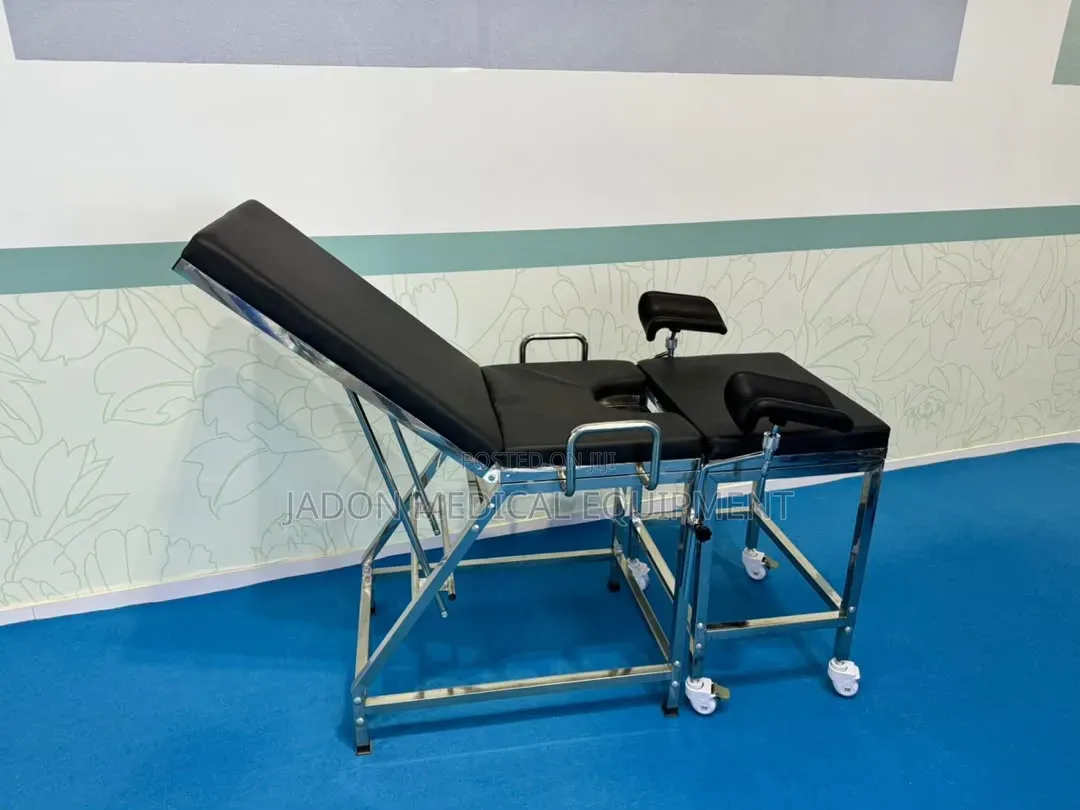 8 Leg Delivery Bed