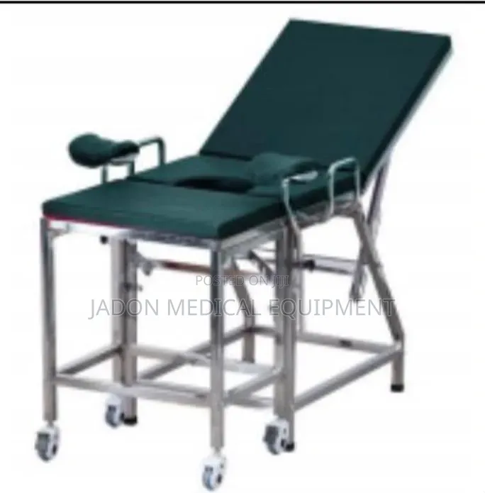 8 Leg Delivery Bed