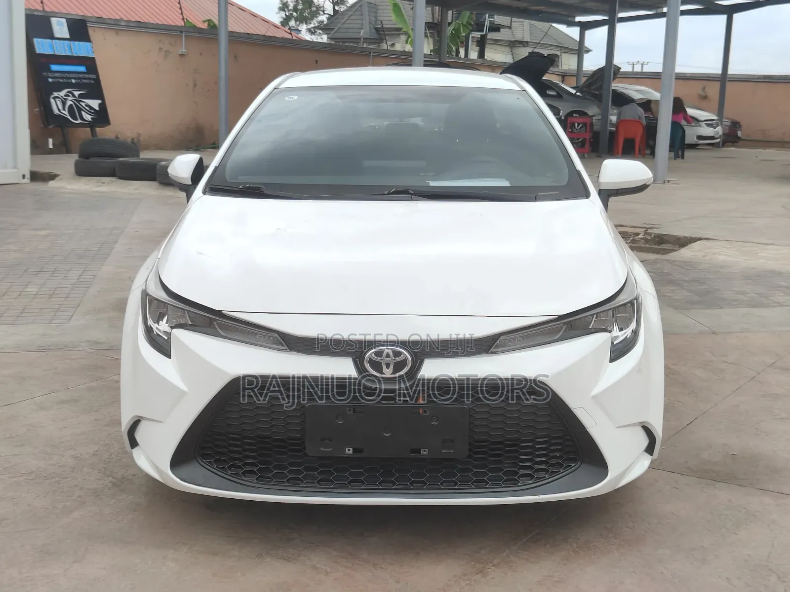 Toyota Corolla LE 2022 White