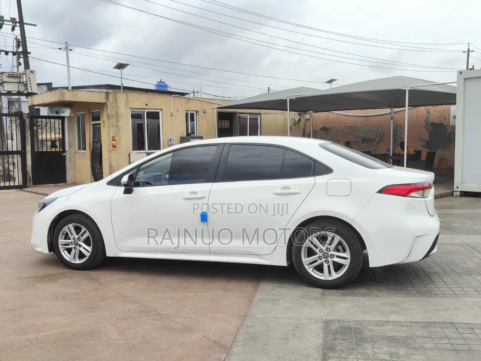 Toyota Corolla LE 2022 White
