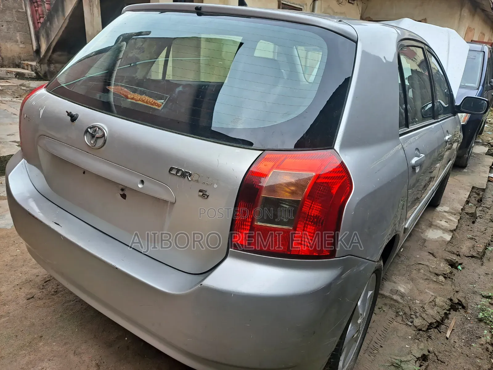Toyota Corolla Liftback 2003 Silver