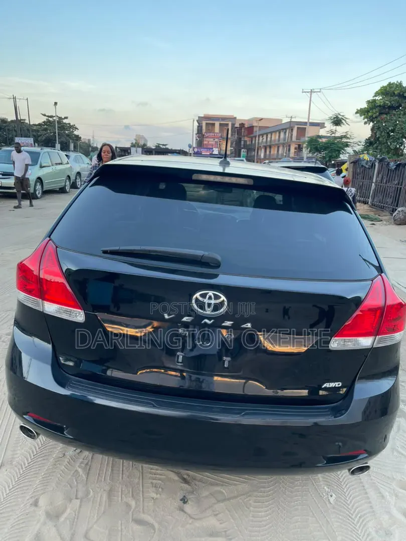 Toyota Venza 2012 Black