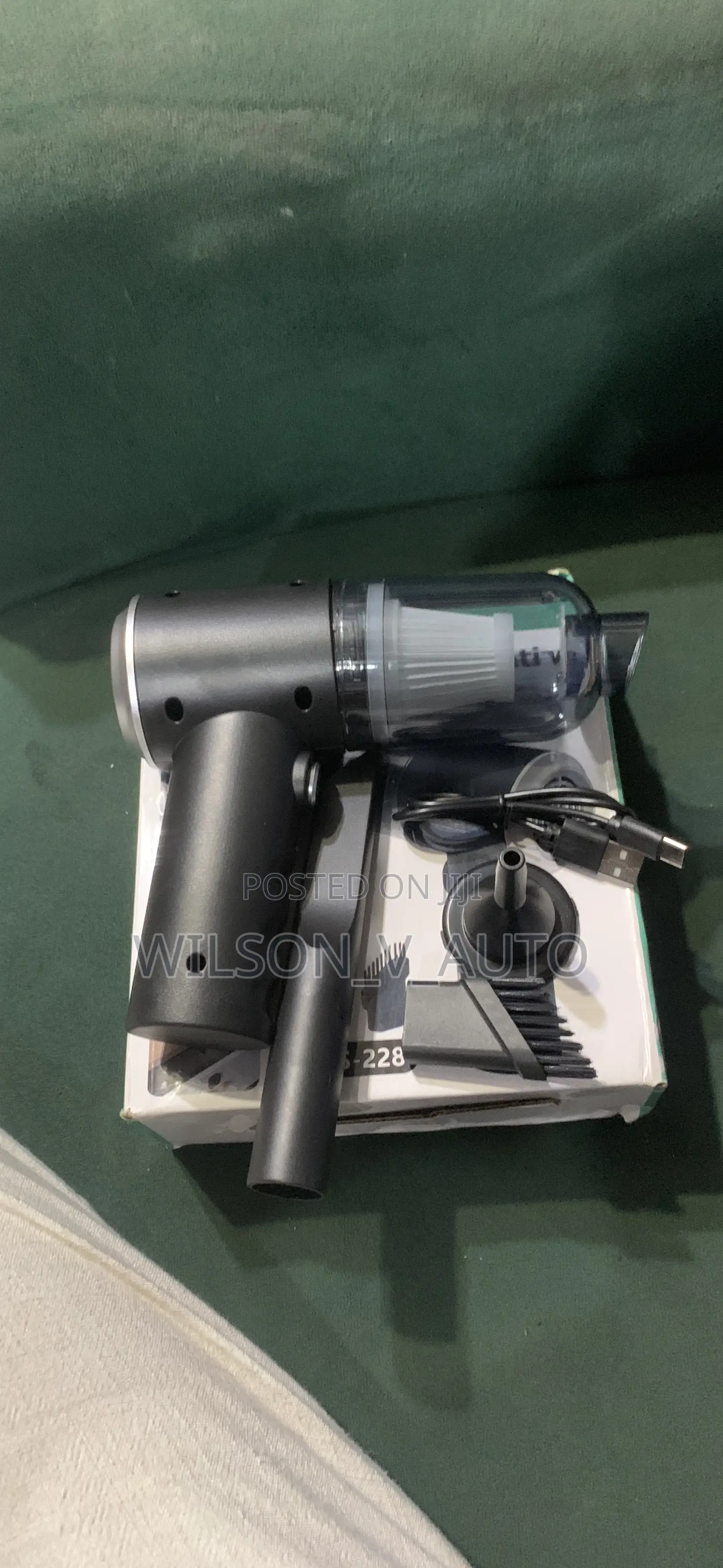 3-in-1 Wireless Car Vacuum Cleaner