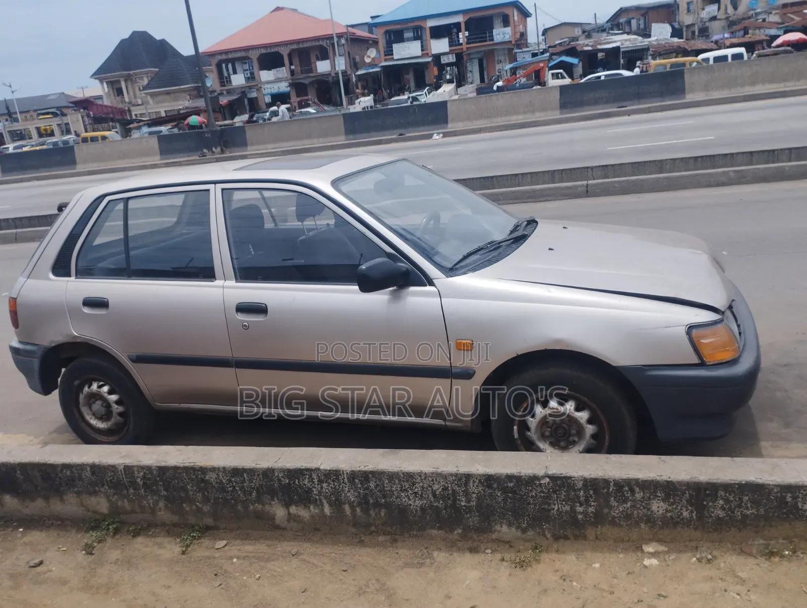 Toyota Starlet 1999 Brown