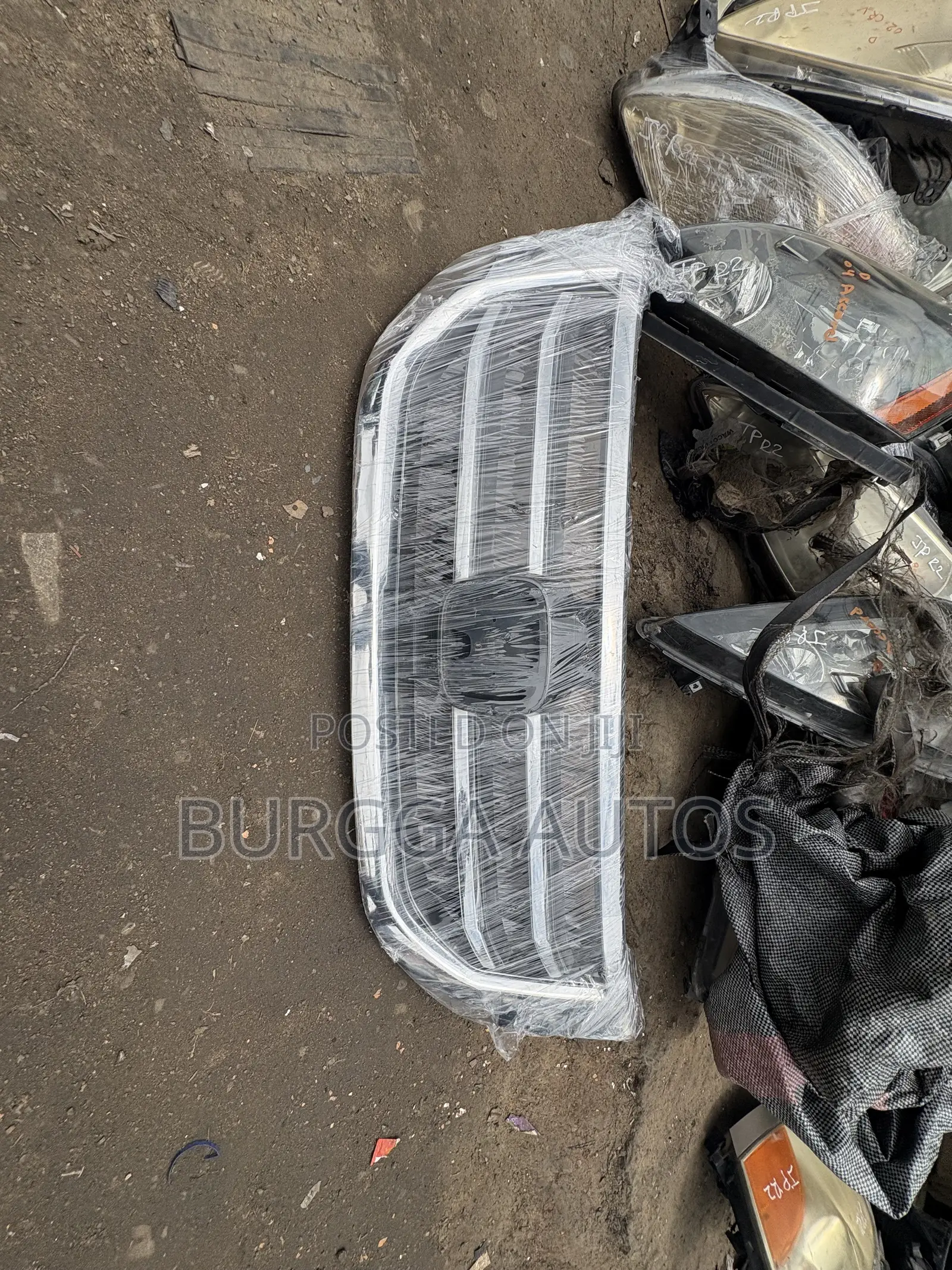Front Grille Crosstour Tokunbo