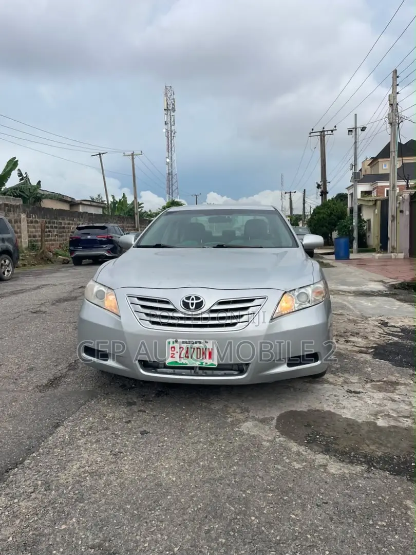 Toyota Camry LE 4dr Sedan (2.4L 4cyl 5A) 2007 Silver