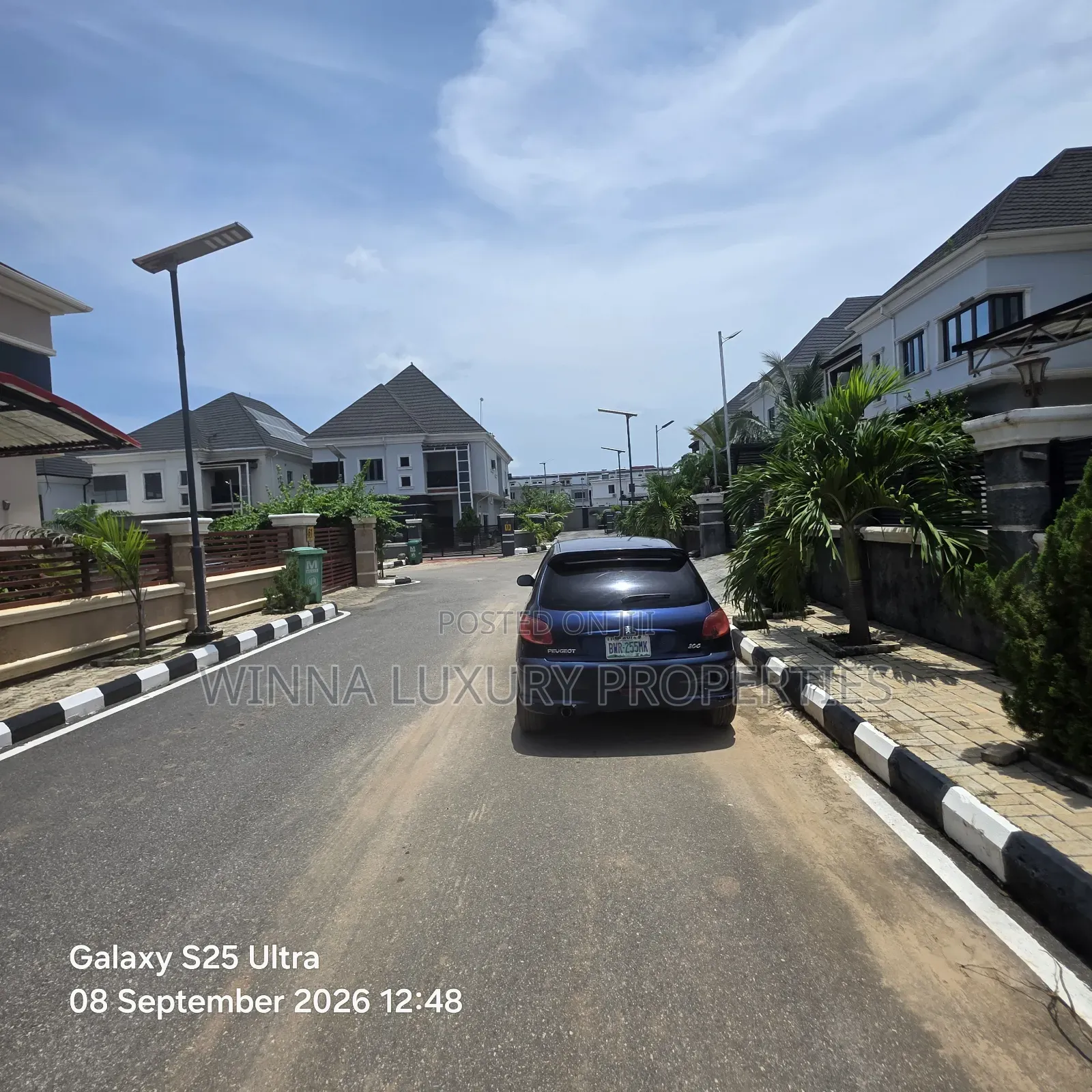 3bdrm Apartment in Biltmore Estate, Lugbe District for rent