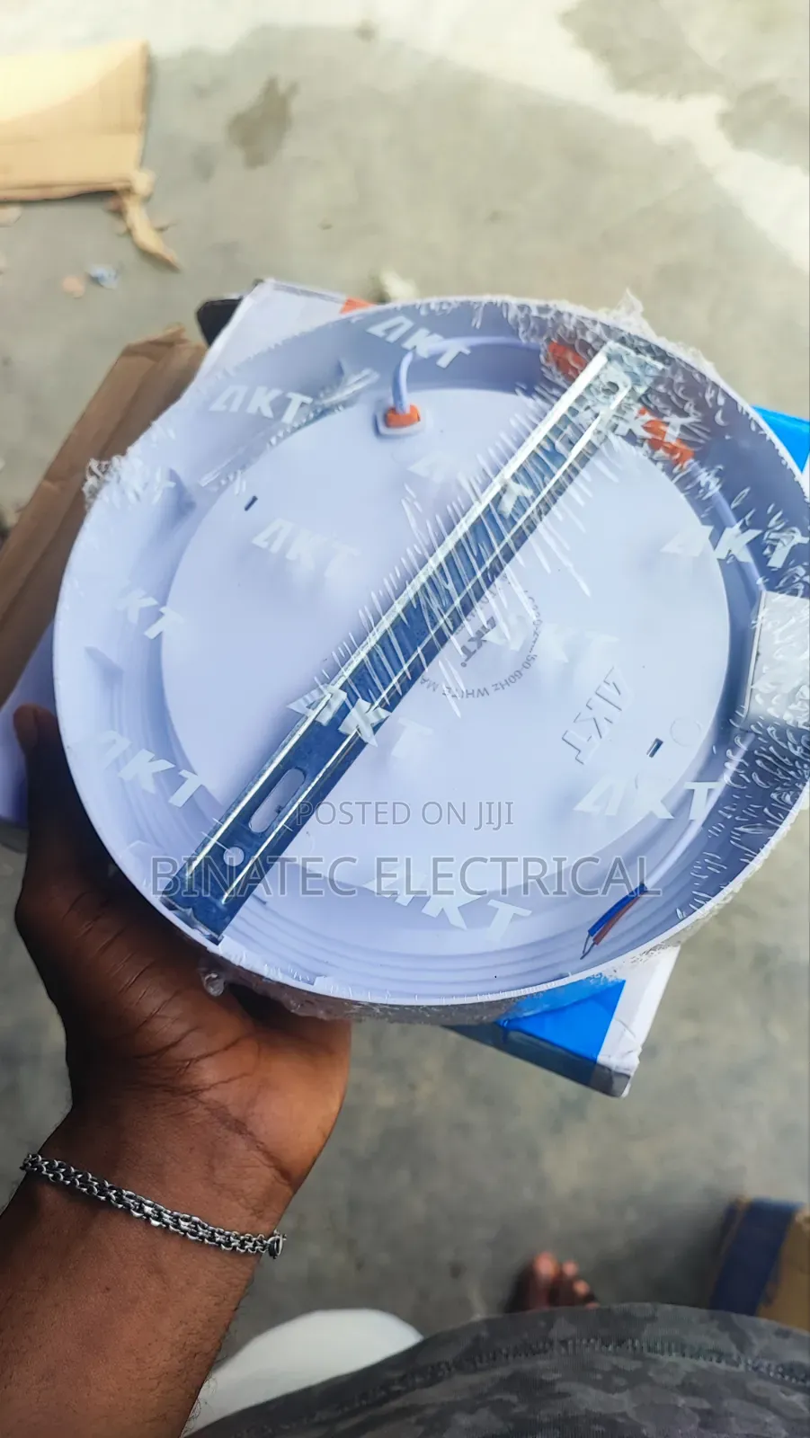 Akt 18watts Panel Light