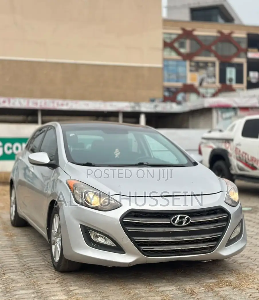 Hyundai Elantra 2013 Silver