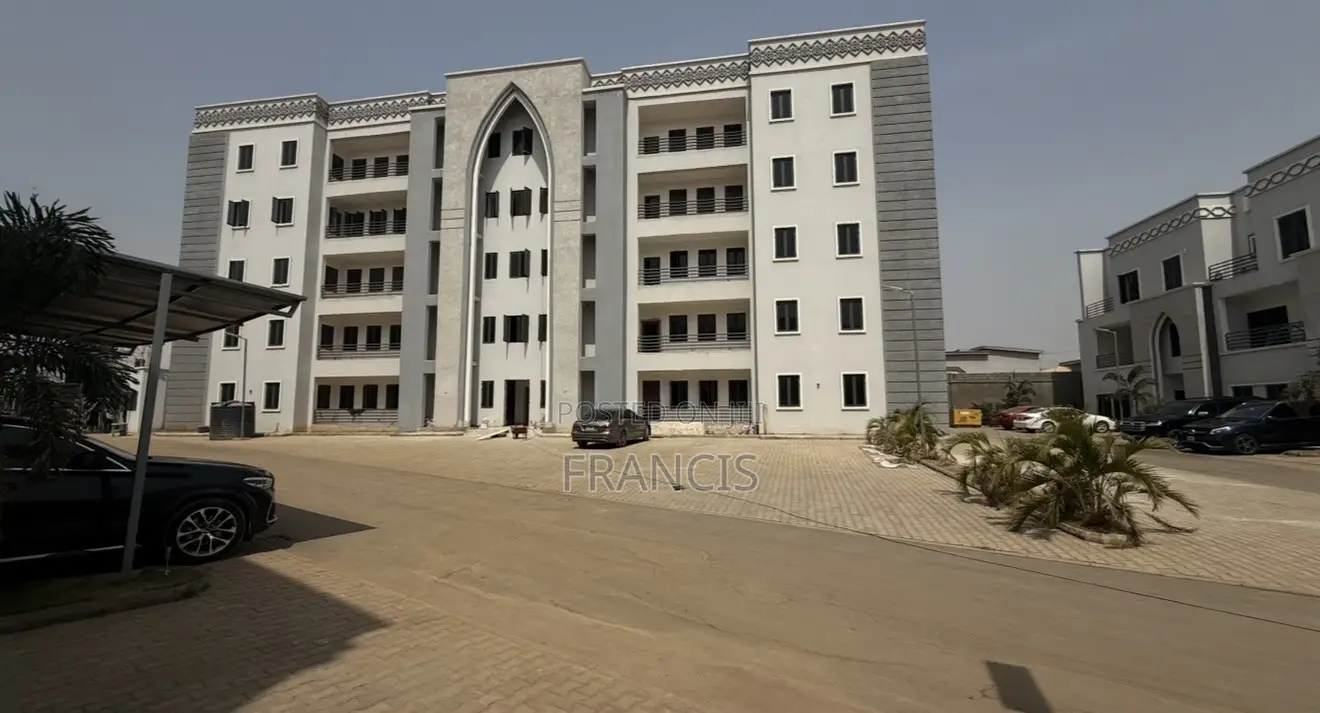 3bdrm Block of Flats in Pelican Estate, Jahi for sale