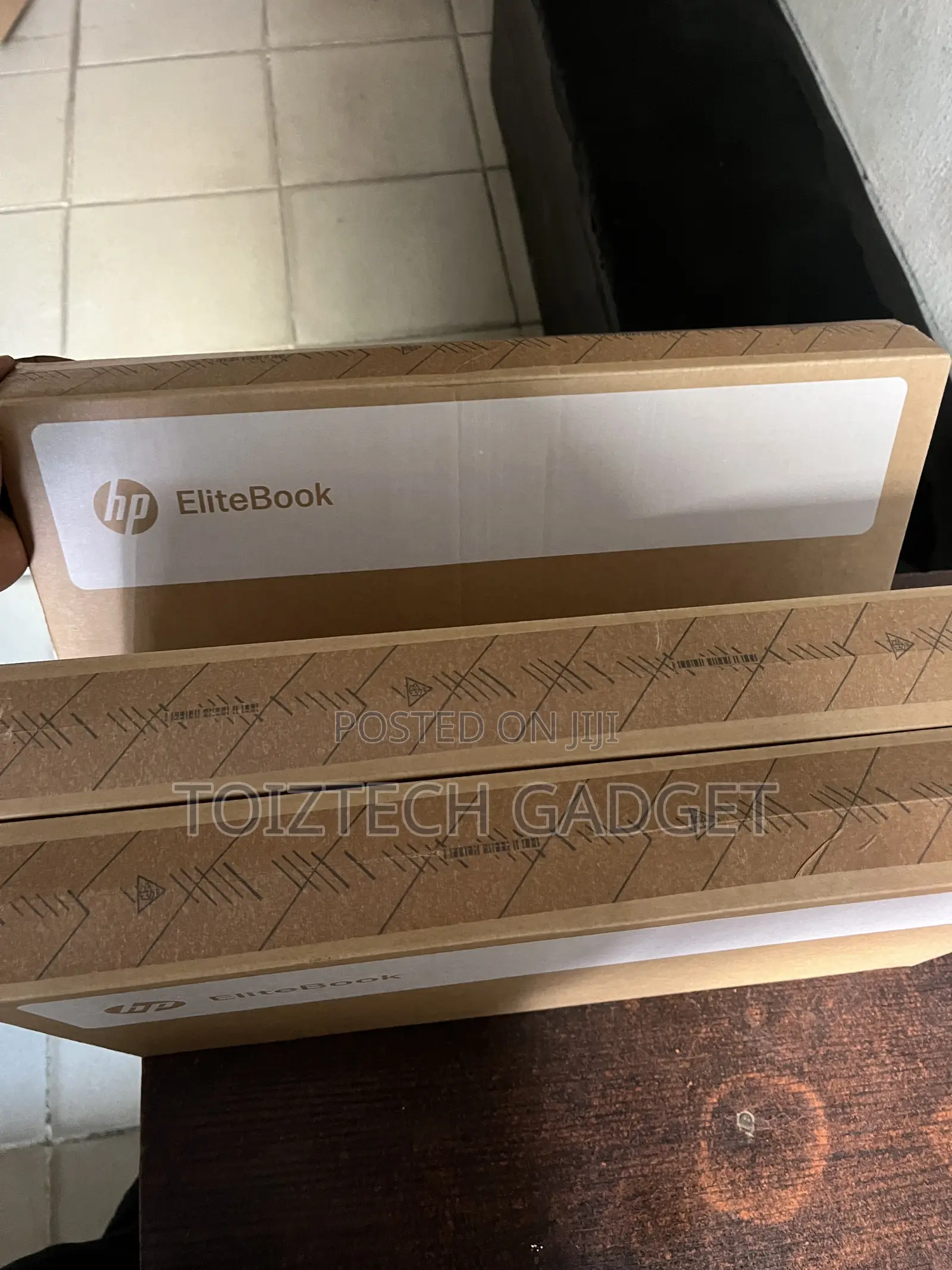 New Laptop HP EliteBook 8 G1i 32GB Intel Core Ultra 7 SSD 512GB