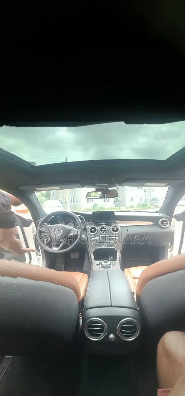 Mercedes-Benz C300 2017 White